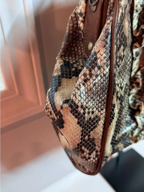 Jessica Simpson Python-Print Satchel - Picture 6 of 9